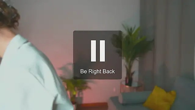 Snapshot of Curly_Moon chatting on 03/16/25, 05:50 Curly Moon online show from 03/16/25, 05:50