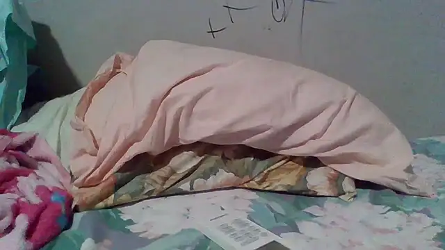 Whiper2024 online show from 09/30/25, 04:39