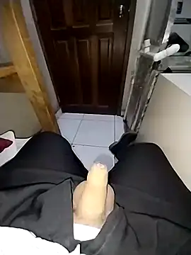 Whiper2024 online show from 02/24/26, 07:12