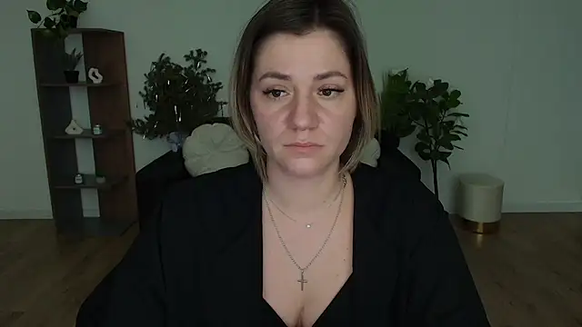 MariaSttone online show from 02/10/25, 06:35