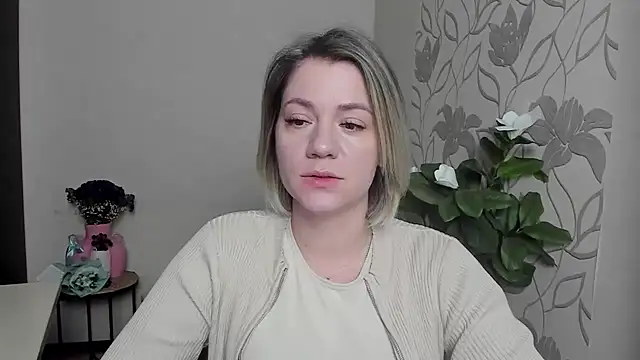 MariaSttone online show from 03/17/25, 06:32