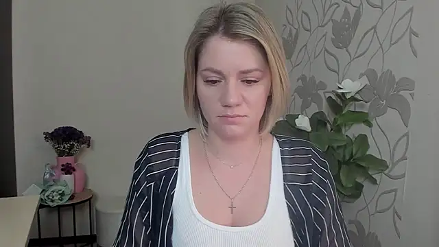 MariaSttone online show from 03/21/25, 02:40