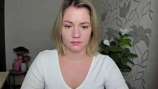 MariaSttone online show from 10/03/25, 02:14