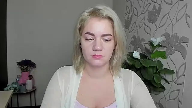 MariaSttone online show from 11/15/25, 11:51