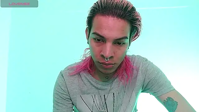 Snapshot of Jace_Quinn chatting on 12/04/24, 06:28 Jace Quinn online show from 12/04/24, 06:28