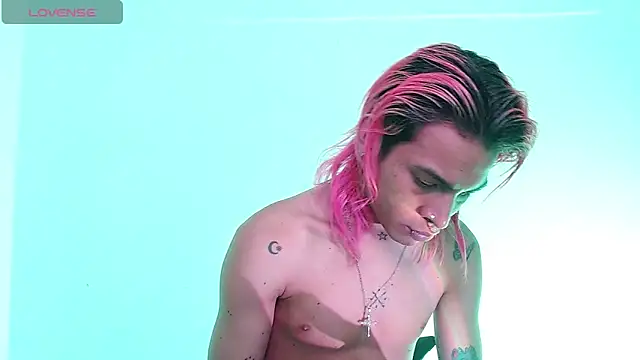 Snapshot of Jace_Quinn chatting on 12/05/24, 01:25 Jace Quinn online show from 12/05/24, 01:25