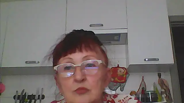 Snapshot of TanyaSweet634 chatting on 06/15/26, 05:20 TanyaSweet634 online show from 06/15/26, 05:20