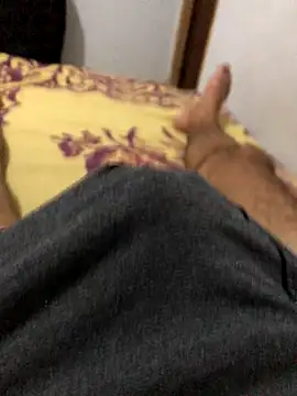 Snapshot of Bigdick_pedro chatting on 09/21/25, 02:46 Bigdick pedro online show from 09/21/25, 02:46