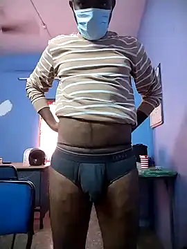 Snapshot of Tamilandteluguboy14 chatting on 01/23/25, 09:18 Tamilandteluguboy14 online show from 01/23/25, 09:18