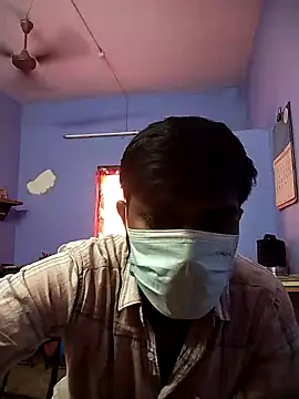 Snapshot of Tamilandteluguboy14 chatting on 02/05/25, 10:08 Tamilandteluguboy14 online show from 02/05/25, 10:08