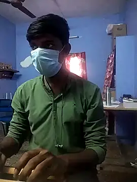 Snapshot of Tamilandteluguboy14 chatting on 11/25/25, 10:59 Tamilandteluguboy14 online show from 11/25/25, 10:59