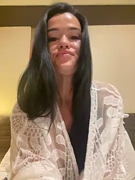 English-Chloe96 online show from 11/16/25, 04:51