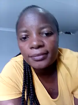 Snapshot of Sexyebonyxxx87 chatting on 10/21/25, 11:33 Sexyebonyxxx87 online show from 10/21/25, 11:33