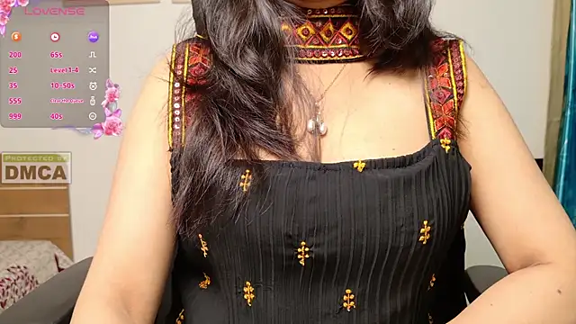 Punjabi Queen1 online show from 11/10/25, 04:17