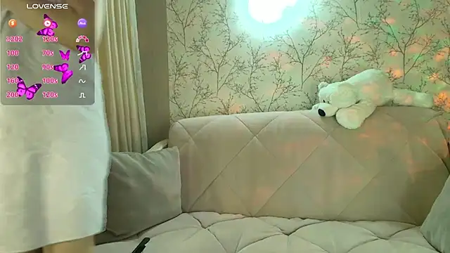 MilfeaN online show from 03/24/26, 06:35