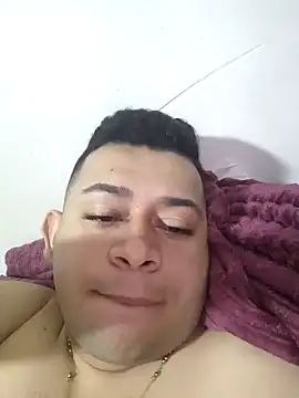 Snapshot of demoledor199 chatting on 01/15/25, 03:18 demoledor199 online show from 01/15/25, 03:18