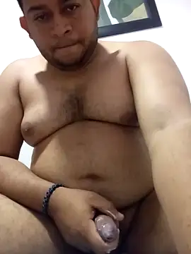 Snapshot of demoledor199 chatting on 12/21/25, 06:37 demoledor199 online show from 12/21/25, 06:37