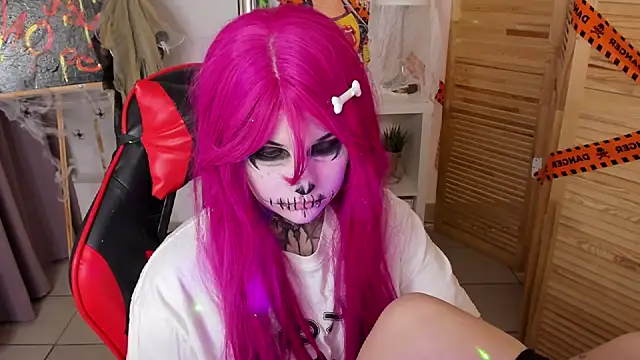 Snapshot of mekurisu chatting on 11/01/25, 01:18 mekurisu online show from 11/01/25, 01:18