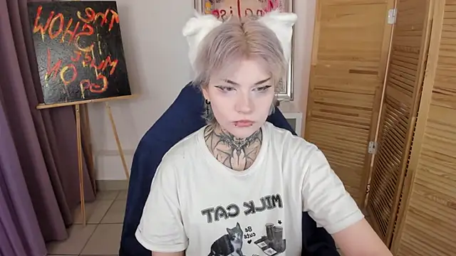 Snapshot of mekurisu chatting on 01/16/26, 01:20 mekurisu online show from 01/16/26, 01:20