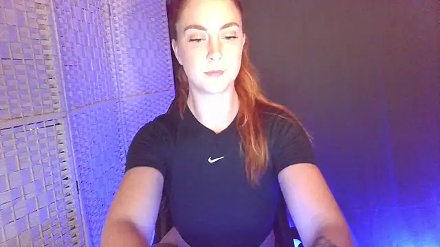 Snapshot of KayleyxEmily chatting on 10/15/25, 08:09 KayleyxEmily online show from 10/15/25, 08:09