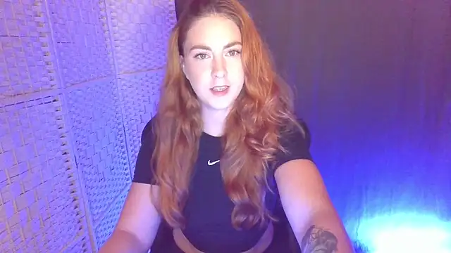 KayleyxEmily online show from 11/26/25, 09:05