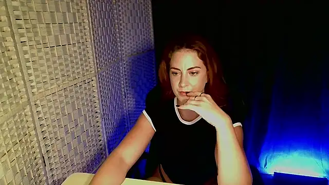 Snapshot of KayleyxEmily chatting on 06/06/26, 08:02 KayleyxEmily online show from 06/06/26, 08:02
