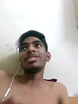 Snapshot of biggboyzz chatting on 12/05/24, 11:49 biggboyzz online show from 12/05/24, 11:49