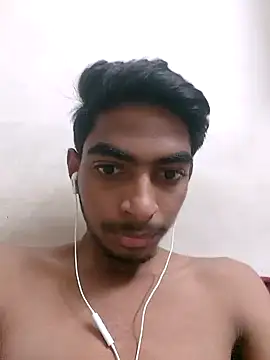 Snapshot of biggboyzz chatting on 12/13/24, 11:45 biggboyzz online show from 12/13/24, 11:45