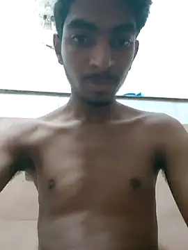 Snapshot of biggboyzz chatting on 12/18/24, 10:46 biggboyzz online show from 12/18/24, 10:46