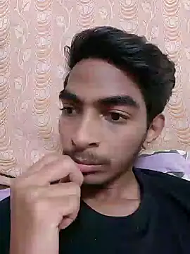 Snapshot of biggboyzz chatting on 01/13/25, 07:11 biggboyzz online show from 01/13/25, 07:11