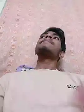 Snapshot of biggboyzz chatting on 01/14/25, 09:13 biggboyzz online show from 01/14/25, 09:13