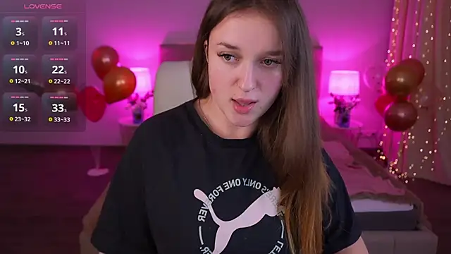 DonnaLustt online show from 02/13/25, 11:26