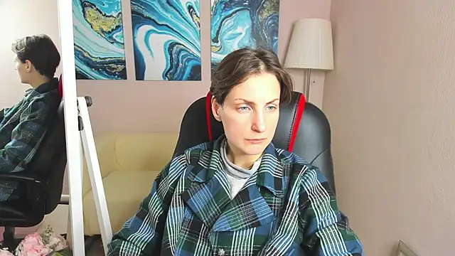 AuroraScript online show from 02/08/25, 06:55