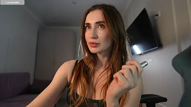 Coconutkittyy online show from 11/27/25, 06:32