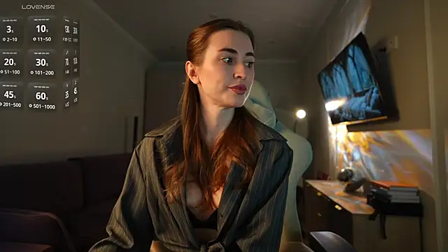 Coconutkittyy online show from 04/16/26, 05:03