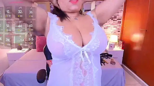 italy   boobs online show from 12/02/25, 11:56