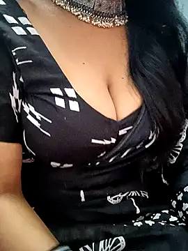 Snapshot of amala_ss chatting on 01/02/25, 02:11 amala ss online show from 01/02/25, 02:11