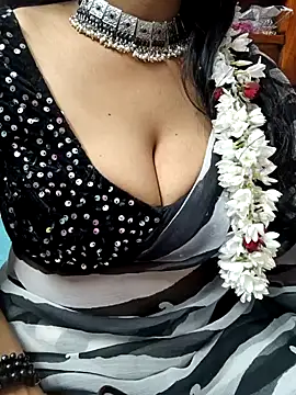 Snapshot of amala_ss chatting on 01/05/25, 12:31 amala ss online show from 01/05/25, 12:31