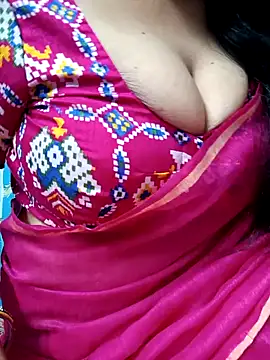 Snapshot of amala_ss chatting on 01/11/25, 11:12 amala ss online show from 01/11/25, 11:12