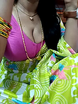 Snapshot of amala_ss chatting on 01/25/25, 07:17 amala ss online show from 01/25/25, 07:17