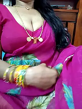 Snapshot of amala_ss chatting on 01/25/25, 11:02 amala ss online show from 01/25/25, 11:02