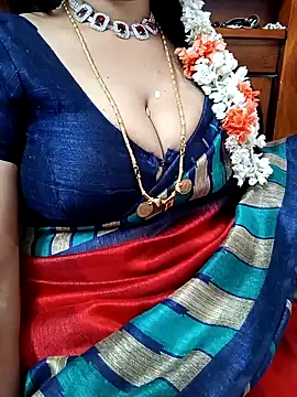 Snapshot of amala_ss chatting on 02/01/25, 10:59 amala ss online show from 02/01/25, 10:59