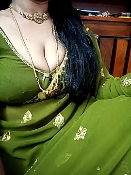 Snapshot of amala_ss chatting on 02/09/25, 03:01 amala ss online show from 02/09/25, 03:01