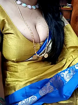 Snapshot of amala_ss chatting on 02/10/25, 01:44 amala ss online show from 02/10/25, 01:44