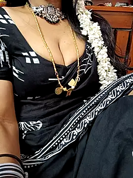 Snapshot of amala_ss chatting on 02/20/25, 07:12 amala ss online show from 02/20/25, 07:12