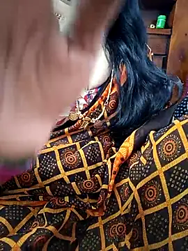 Snapshot of amala_ss chatting on 03/04/25, 02:17 amala ss online show from 03/04/25, 02:17