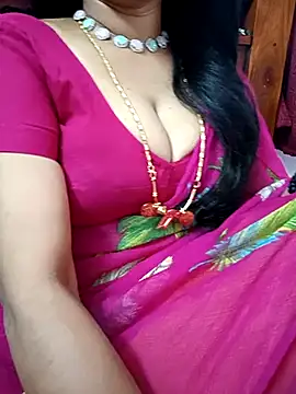 Snapshot of amala_ss chatting on 03/07/25, 03:08 amala ss online show from 03/07/25, 03:08