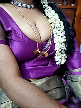 Snapshot of amala_ss chatting on 03/07/25, 05:28 amala ss online show from 03/07/25, 05:28