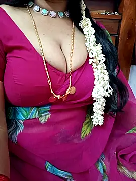 Snapshot of amala_ss chatting on 03/10/25, 06:59 amala ss online show from 03/10/25, 06:59