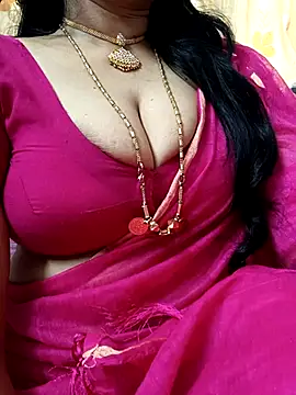 Snapshot of amala_ss chatting on 10/22/25, 07:41 amala ss online show from 10/22/25, 07:41